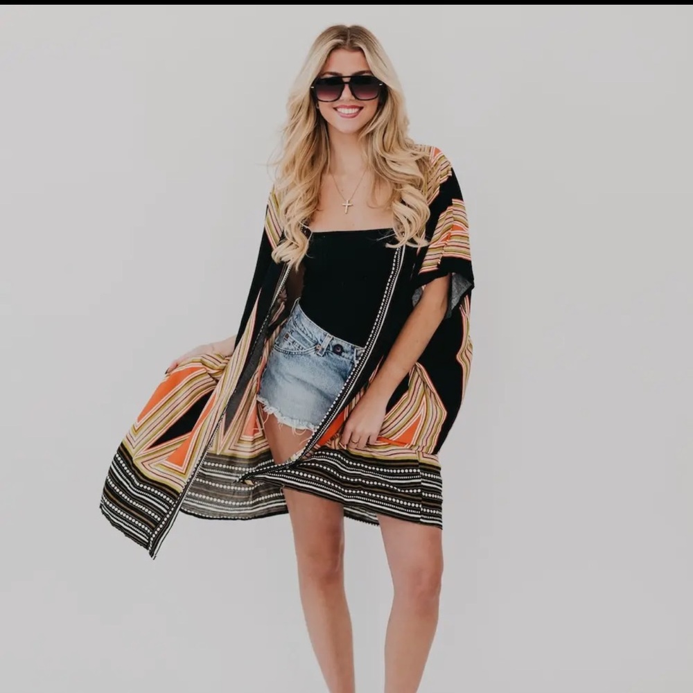 In The City Of Paradise Kimono